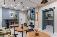 The Watson Hotel - ติดทะเล