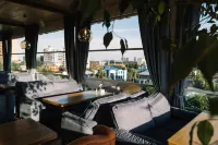 Triumph Hotel