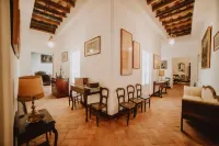 Posada la Casa Del Pintor Hotels in Carmona