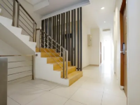 TwoSpaces Living at Maximus Inn Hotele w: Kalidoni