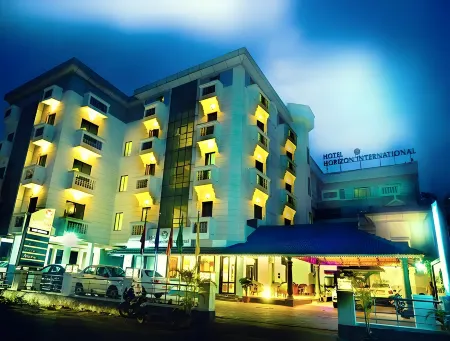 Hotel Horizon International Отели рядом с достопримечательностью «KANNENGATH K.L.D.C. Water source»