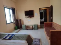 Hotel Shivalay Palace,Maheshwar Hotels in Khargone