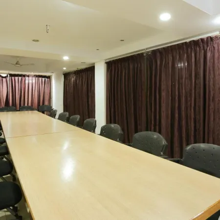 Itsy Hotels Hill View Ex Отели рядом с достопримечательностью «Шанищар Вада Звуковое И Световое Шоу»