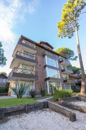 Carilo Village Apart Hotel & Spa