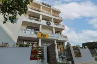 Itsy Hotels Saina Stay Near 32 Milestone Hotels in Old Gurgaon