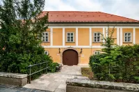 Giselle Buda Castle - Homestays