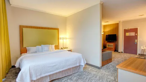 SpringHill Suites Lawrence Downtown - 3-Star