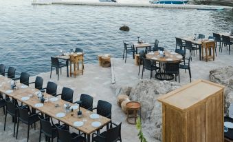 Gaia Alaçatı by the Sea - Adult Only