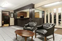 Super 8 by Wyndham Kingsport /I-81