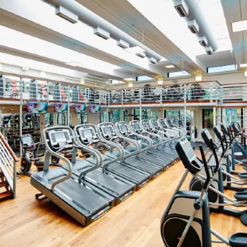 Delta Hotels Heathrow Windsor Отели рядом с достопримечательностью «Dramatica»