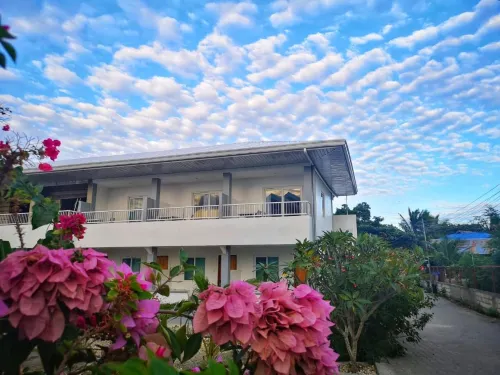 Beyond Island Hotels in Moalboal