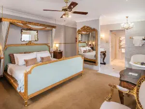 Josephines Luxury Accommodation