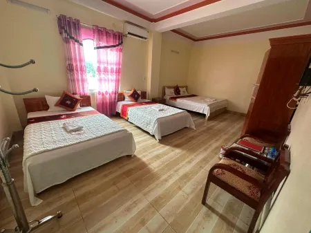 Kien Thao Hotel Отели в г. TT. Yen Minh