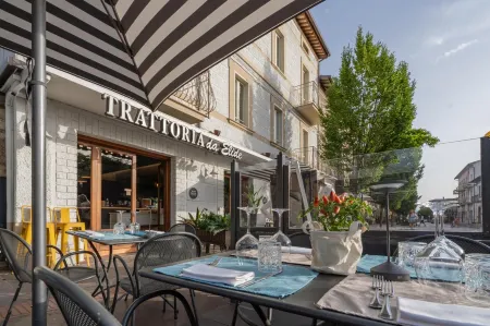 Elide Design Hotel Отели рядом со станцией Train Station Assisi