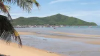 Asia's Beach Apartments - Mountain view