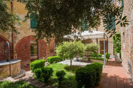 Piazza Paradiso Accommodation