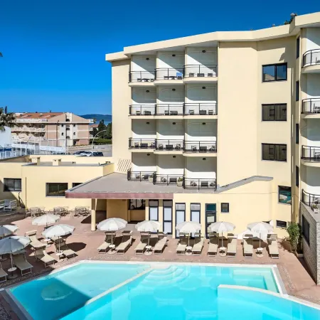 Rina Hotel