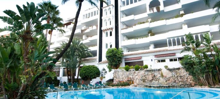 Aparthotel Monarque Sultán Ξενοδοχεία στην πόλη Marbella