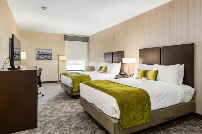 Best Western Plus Philadelphia-Pennsauken Hotel Отели рядом с достопримечательностью «Bow Wow Dog Park»