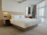 Apri Hotel Perm City Center Chapel of St. Stephen Velikopermskiy 주변 호텔