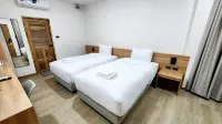 Mark Four Place Hotel - Wifi