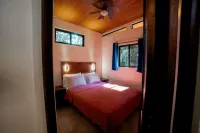 Brahman Bungalows Hotels in Pavones