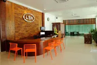 Lsh Rest House Hotels in Jitra