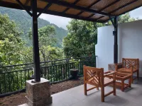 Sugi Gede Homestay Hotels in Singaraja