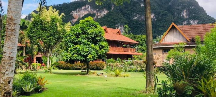 Khao Sok Nung House Hotels in Phanom District