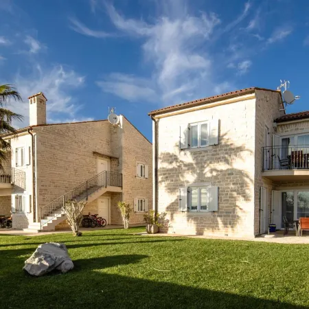 Plavo Nebo Istra Apartments