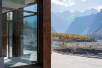 Sost Serena Hotel - Mountain view
