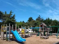 南布賴頓假日公園露營地 桑娜海灘（Sumner Beach）附近的飯店