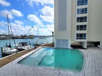ChartHouse Clearwater Beach Marina Hotel - Resorts