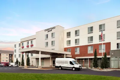 Courtyard Pullman Hotels in 