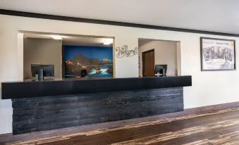 Super 8 by Wyndham Spokane Valley