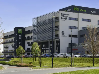 Ibis Styles Namur Hotels near Ronet