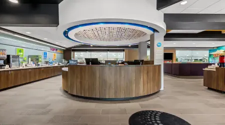 Tru by Hilton Aloha Beaverton Отели рядом с достопримечательностью «Washington County Museum»