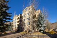Sheraton Lakeside Terrace Villas at Mountain Vista, Avon, Vail Valley Hotels in Edwards