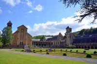 Hôtel l'Amandier Hotels in Libramont-Chevigny