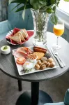 Hibernian Hotel & Leisure Centre - breakfast