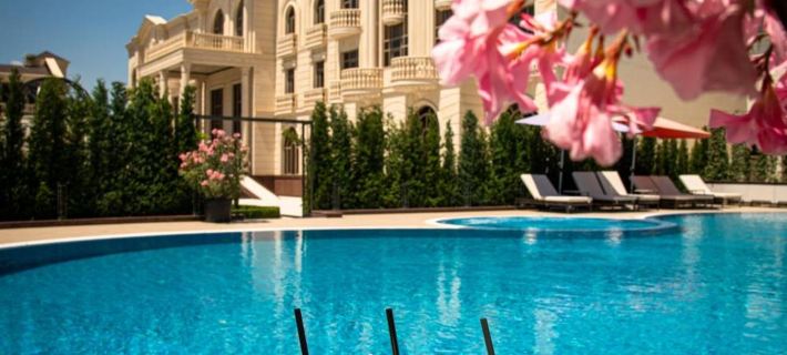 Zarafshon Parkside Hotel（ザラフションパークサイドホテル） サマルカンドのホテル