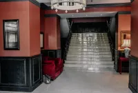 Plaza Hotel فنادق في 