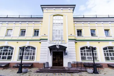 格蘭德飯店 National Museum of Defenders of the Fatherland附近的飯店
