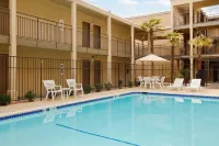 Days Inn by Wyndham St. George - Pools