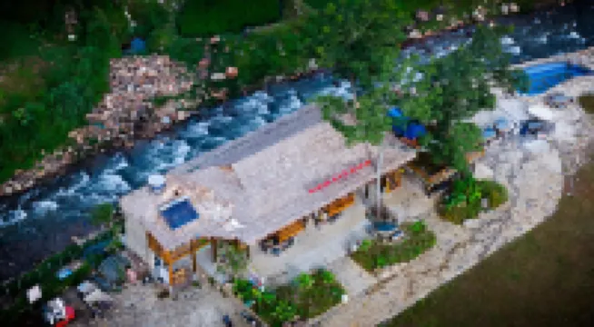 Mebayluon Paragliding Clubhouse