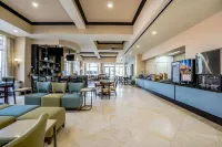 โรงแรมเดลโล สนามบินฟอร์ตลอเดอร์เดล - เทเพสทรี คอลเลกชัน บายฮิลตัน - พร้อมอาหารเช้า