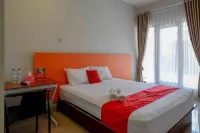 Reddoorz Near Stadion Kridosono Blora 블로라 호텔