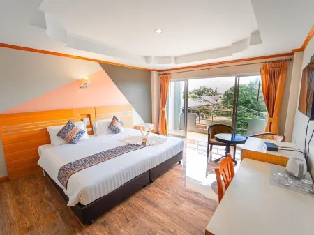 Chaikana Thani Hotel Отели в г. Пхаттхалунг