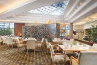 DoubleTree by Hilton Denver-Aurora - Airport Shuttle