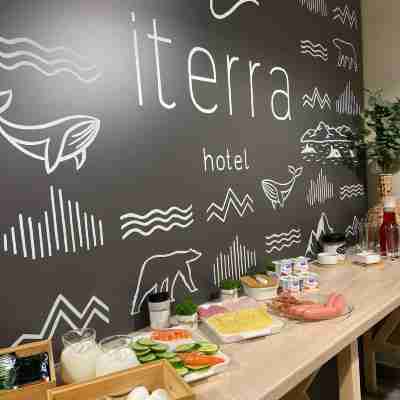 Iterra Dining/Meeting Rooms